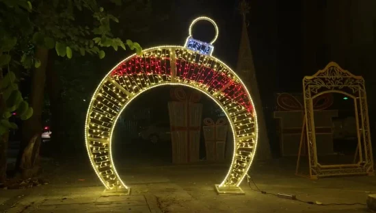 Luci sferiche Illuminazione a LED con motivo natalizio a sfera ad arco gigante 3D